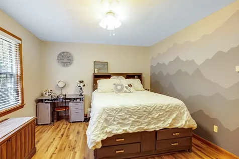 55 Kim Lane Milton VT 05468