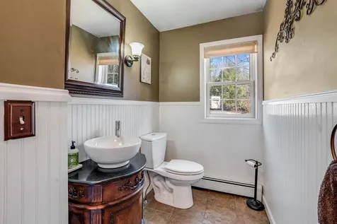 15 Indian Ledge Drive Barnstead NH 03225