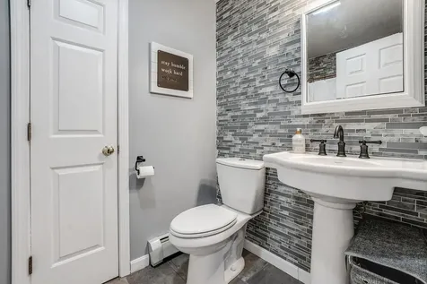 15 Indian Ledge Drive Barnstead NH 03225