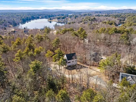 15 Indian Ledge Drive Barnstead NH 03225