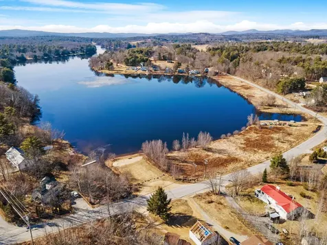 15 Indian Ledge Drive Barnstead NH 03225