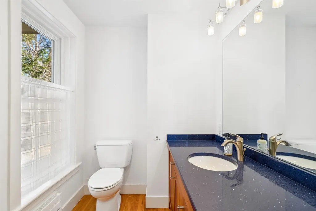 7 Prospect Street Hanover NH 03755