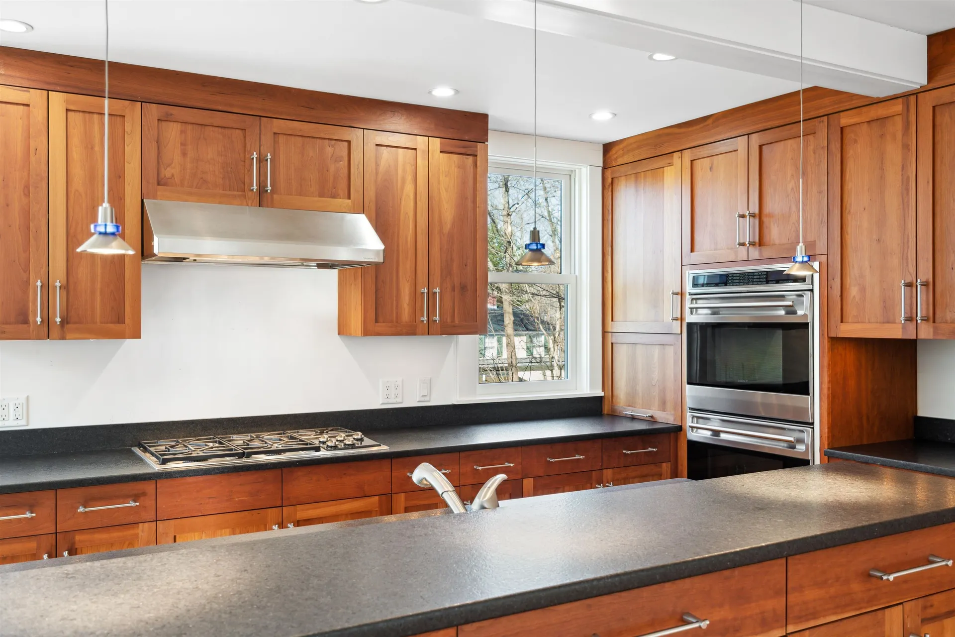 7 Prospect Street Hanover NH 03755