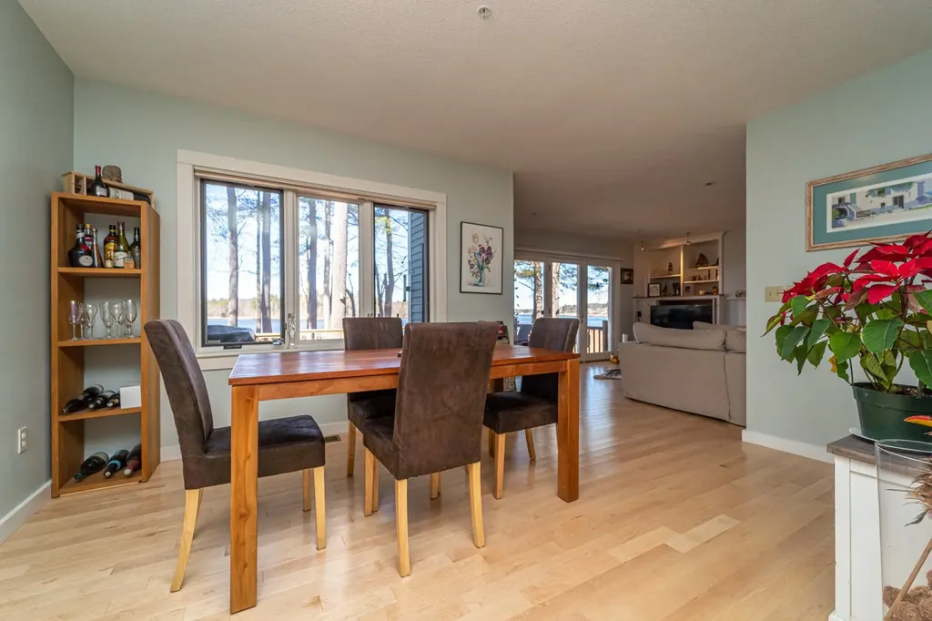 35 Clearwater Drive Dover NH 03820