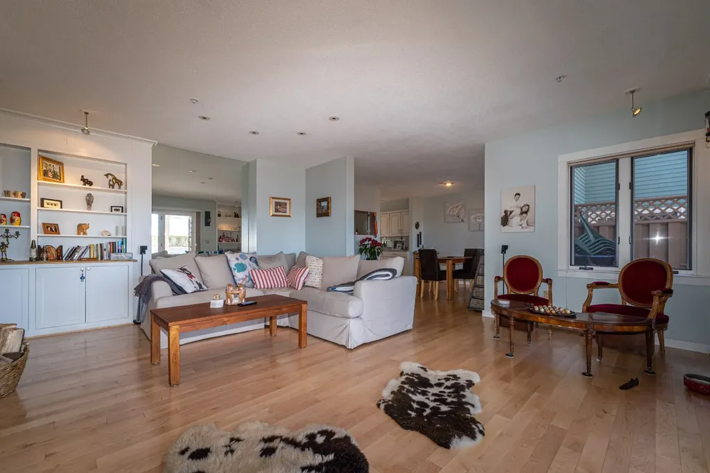 35 Clearwater Drive Dover NH 03820