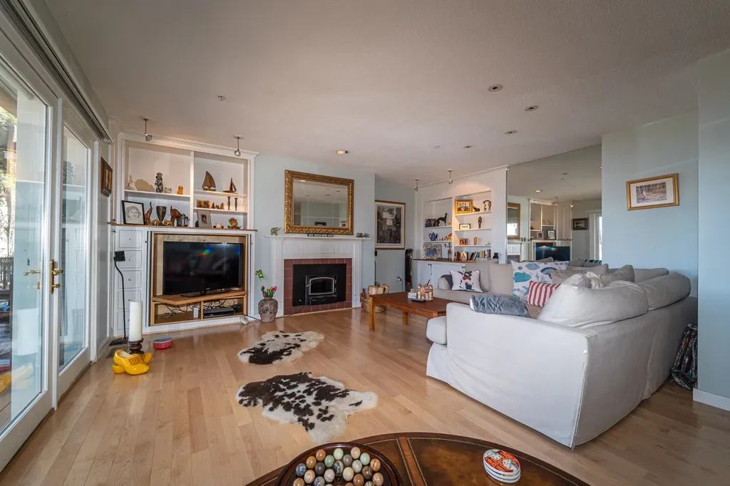 35 Clearwater Drive Dover NH 03820