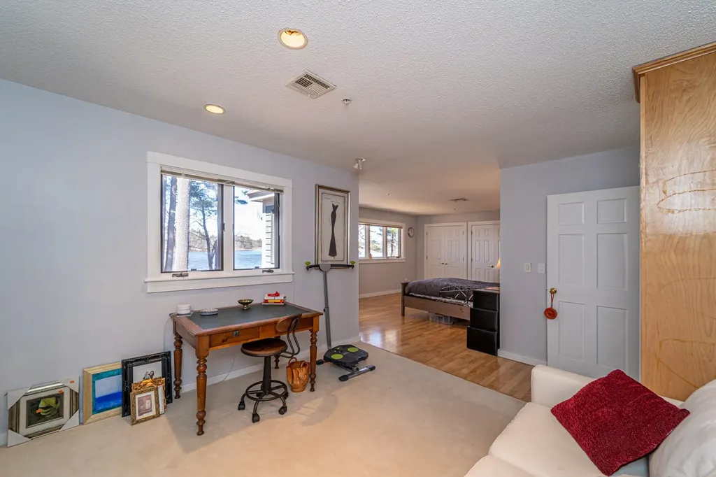 35 Clearwater Drive Dover NH 03820