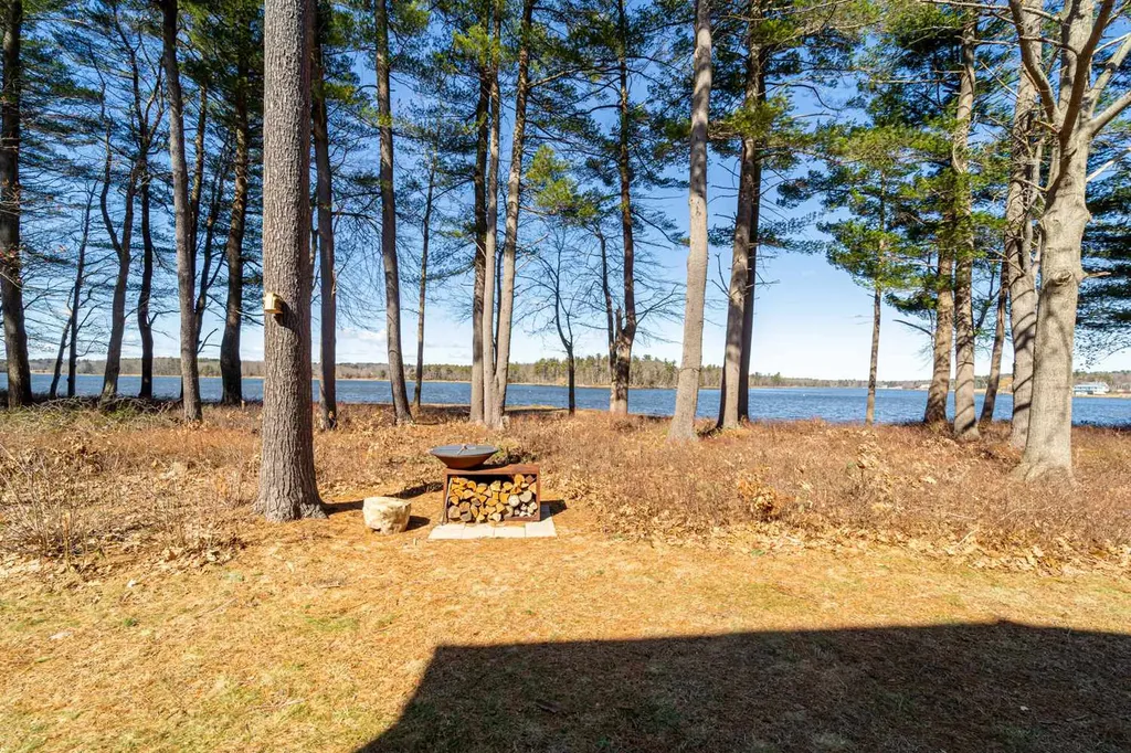 35 Clearwater Drive Dover NH 03820