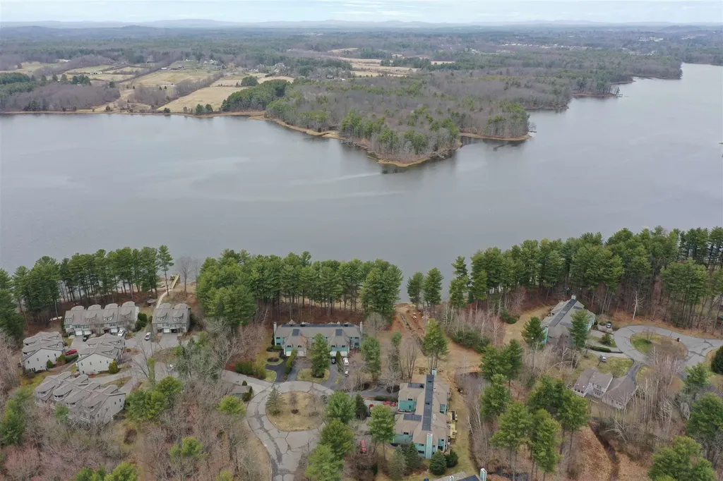 35 Clearwater Drive Dover NH 03820