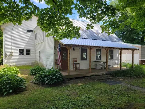 1168 Old Route 25 Rumney NH 03266