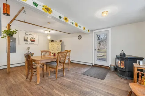 1168 Old Route 25 Rumney NH 03266