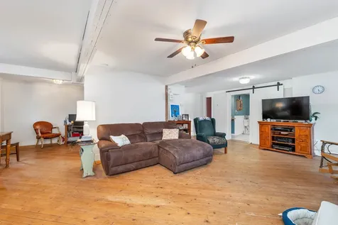 1168 Old Route 25 Rumney NH 03266