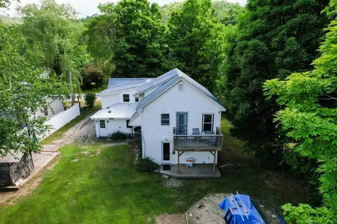 1168 Old Route 25 Rumney NH 03266