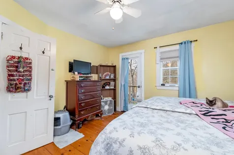 1168 Old Route 25 Rumney NH 03266