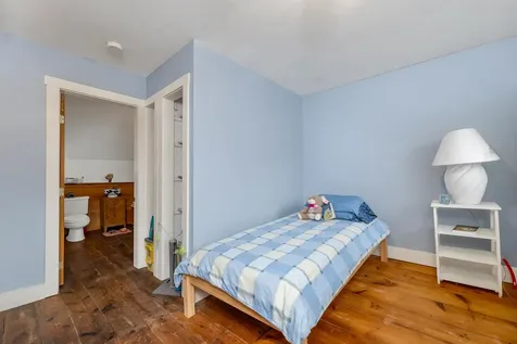 1168 Old Route 25 Rumney NH 03266