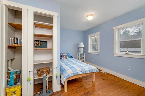 1168 Old Route 25 Rumney NH 03266