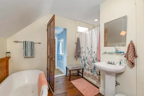 1168 Old Route 25 Rumney NH 03266