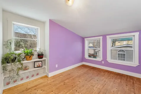 1168 Old Route 25 Rumney NH 03266