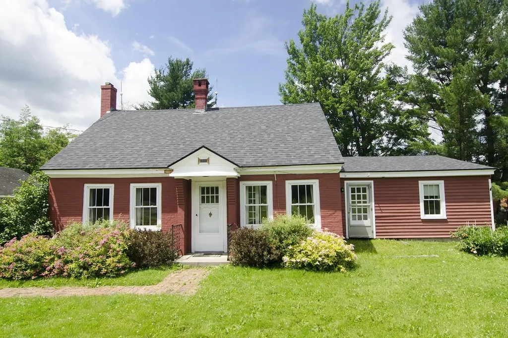 4072 Darling Hill Road Derby, VT Real Estate MLS 4988241