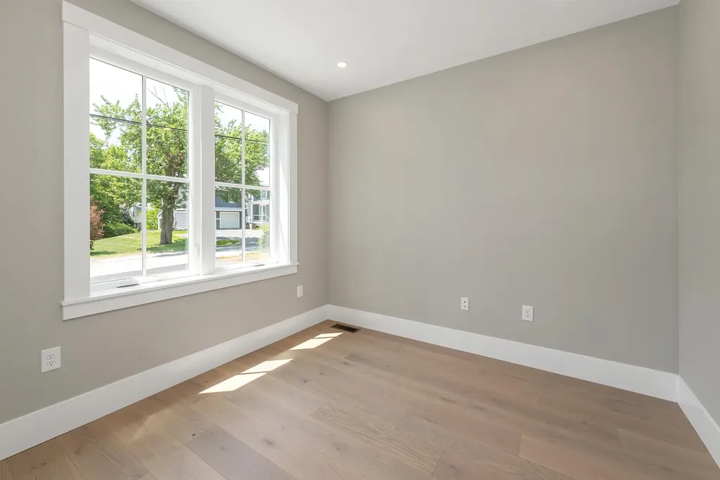 139 Essex Avenue Portsmouth NH 03802