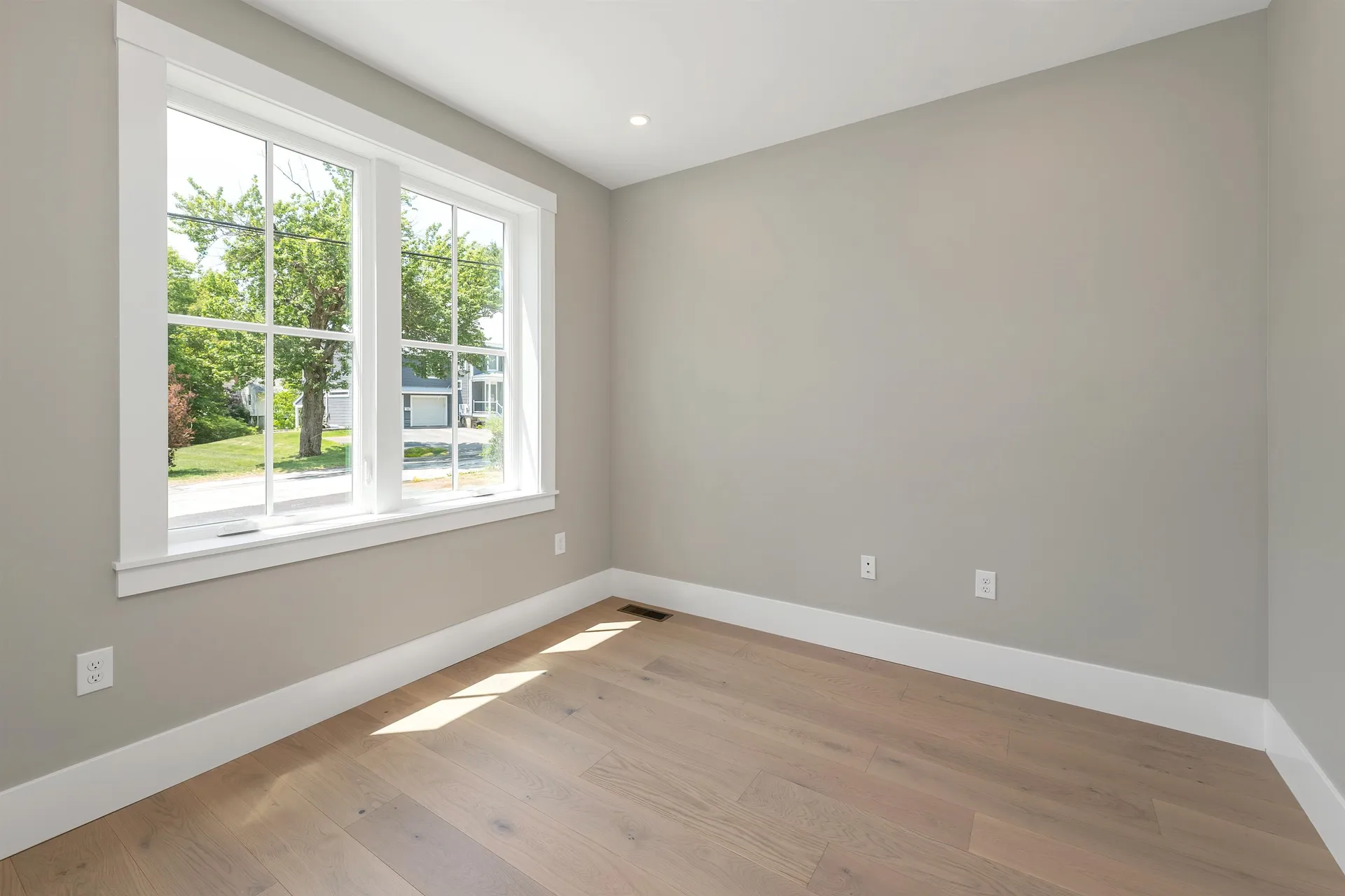139 Essex Avenue Portsmouth NH 03802