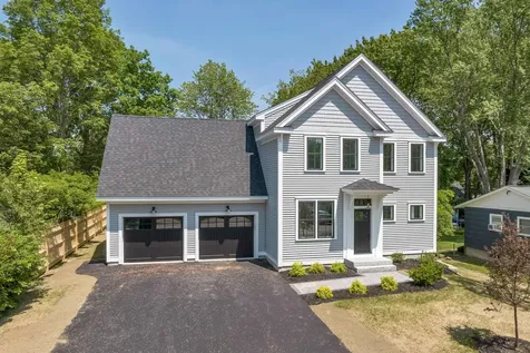 139 Essex Avenue Portsmouth NH 03802