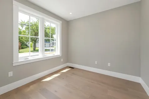 139 Essex Avenue Portsmouth NH 03802