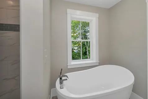 139 Essex Avenue Portsmouth NH 03802