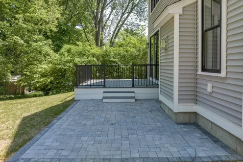 139 Essex Avenue Portsmouth NH 03802