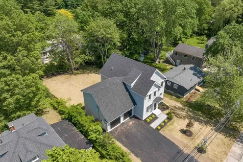 139 Essex Avenue Portsmouth NH 03802