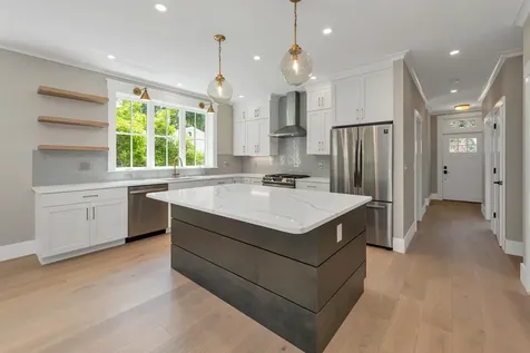 139 Essex Avenue Portsmouth NH 03802