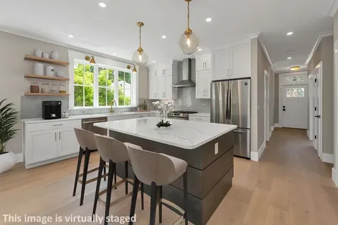 139 Essex Avenue Portsmouth NH 03802