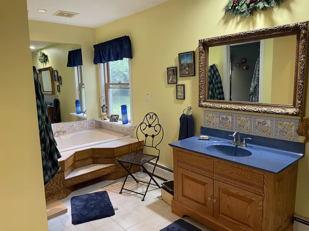 54 Nicks Run Hinesburg VT 05461