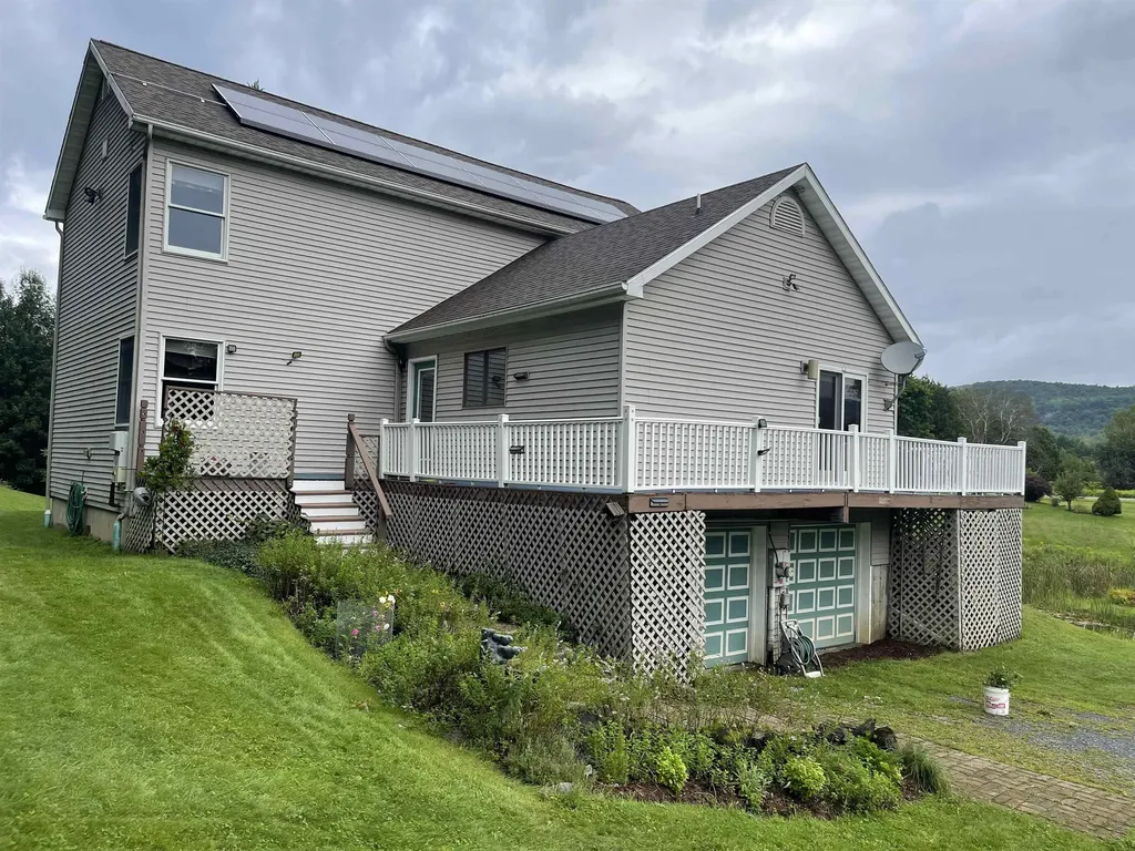 54 Nicks Run Hinesburg VT 05461