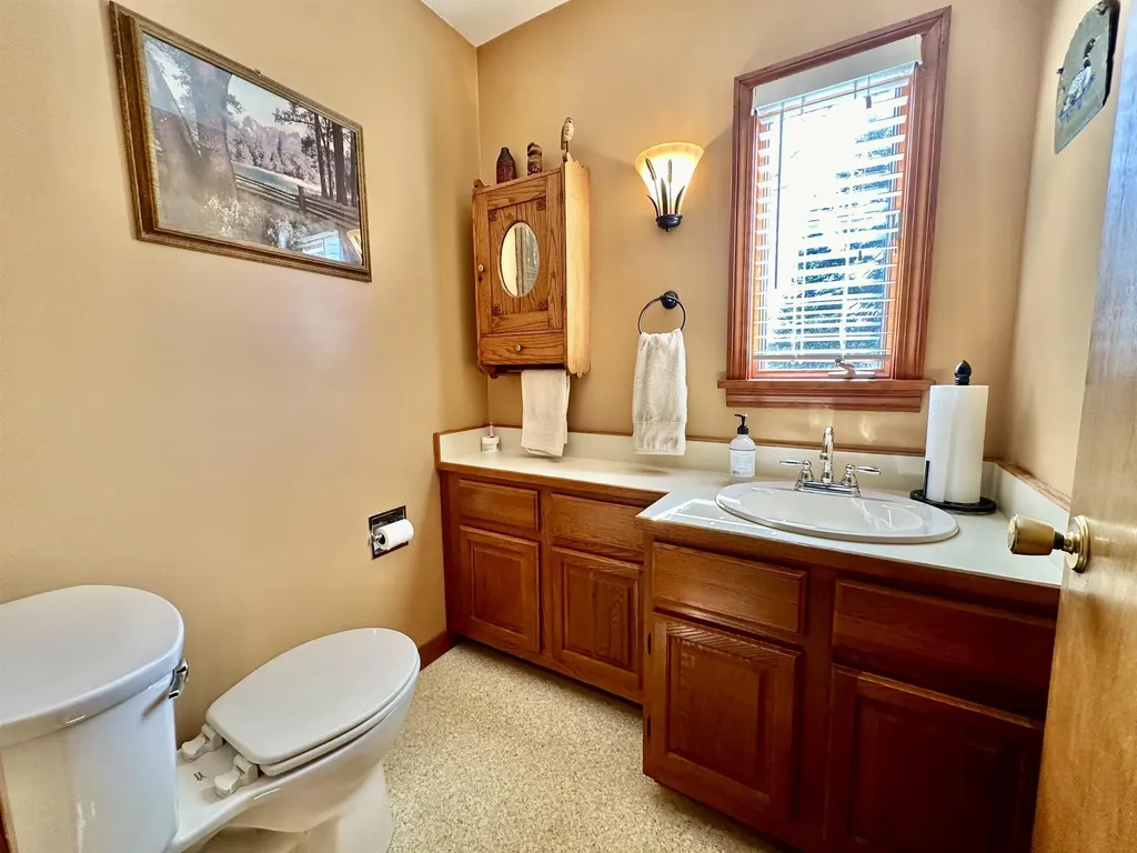 2206 Highgate Road Swanton VT 05488