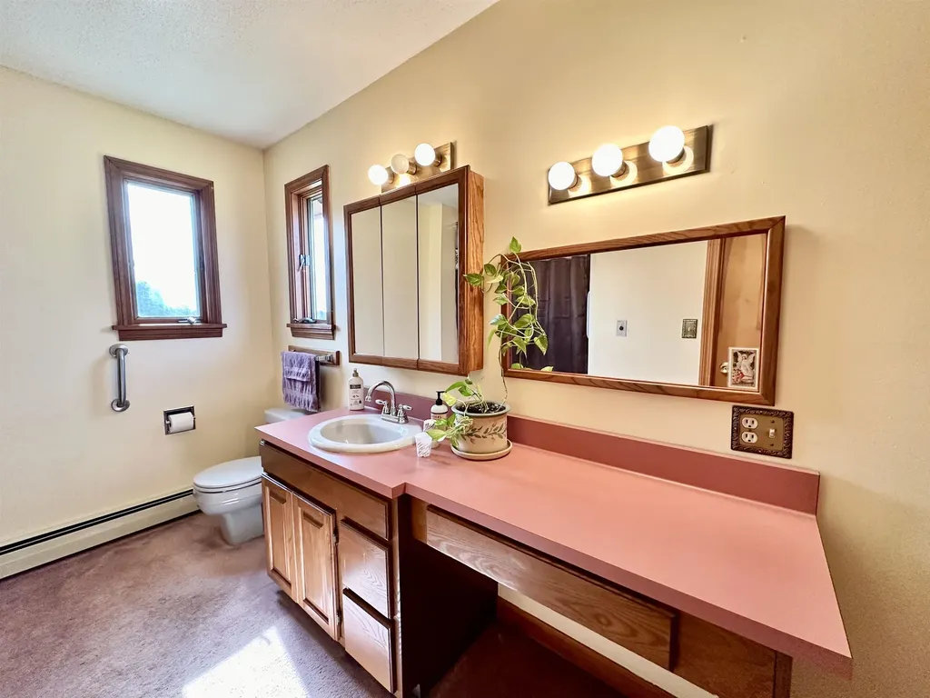2206 Highgate Road Swanton VT 05488