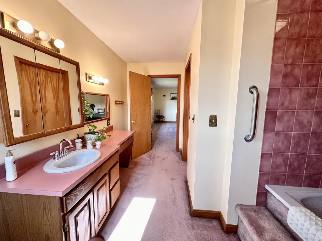 2206 Highgate Road Swanton VT 05488