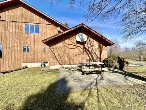 2206 Highgate Road Swanton VT 05488