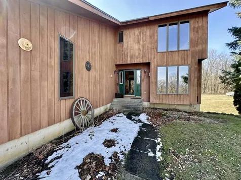 2206 Highgate Road Swanton VT 05488