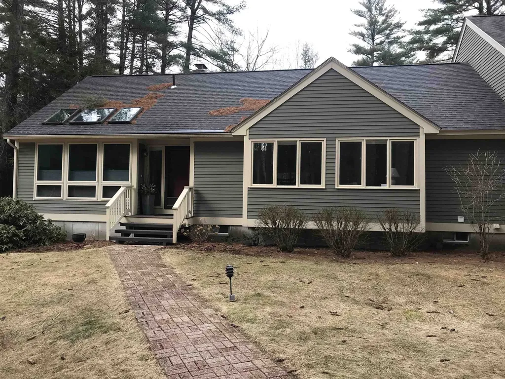 7 Point Breeze Road Wolfeboro NH 03894