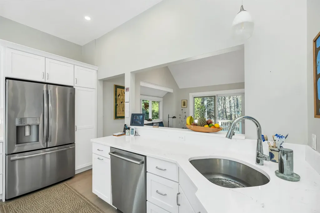 7 Point Breeze Road Wolfeboro NH 03894