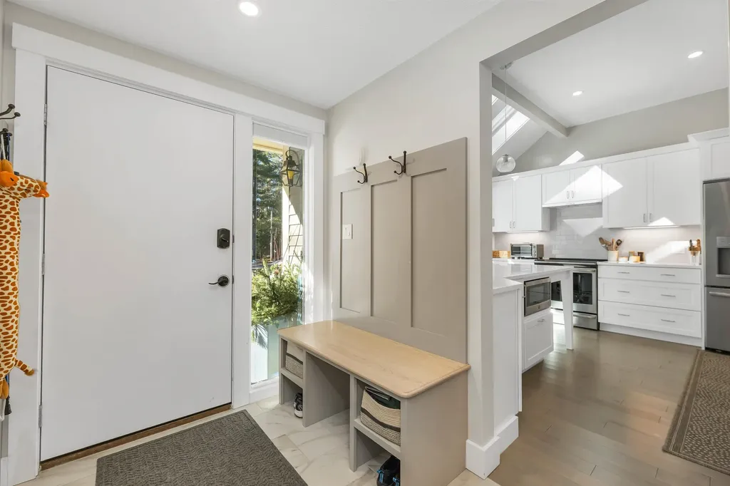 7 Point Breeze Road Wolfeboro NH 03894