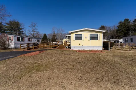 32 Cross Wind Lane Rochester NH 03867