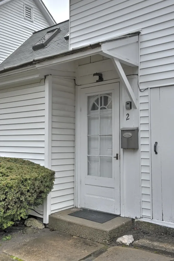 82 S Lincoln Street Keene NH 03431