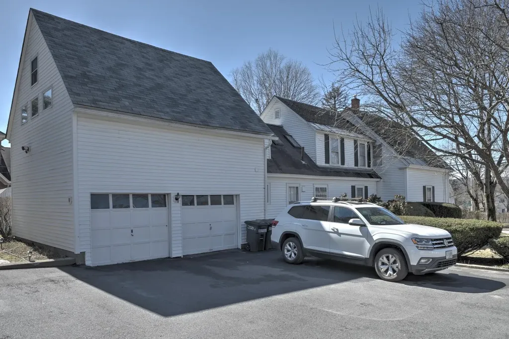 82 S Lincoln Street Keene NH 03431