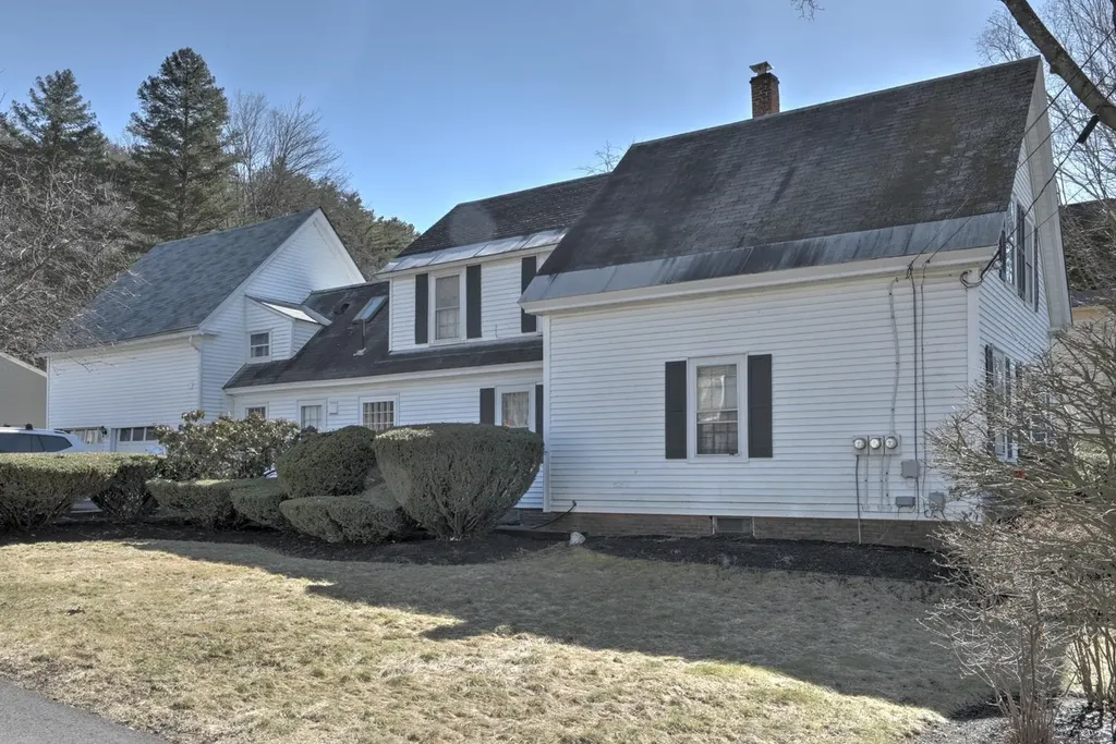 82 S Lincoln Street Keene NH 03431