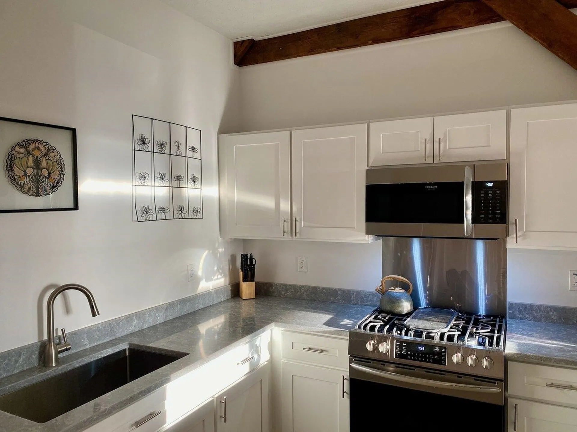 216 Lake Street Burlington VT 05401