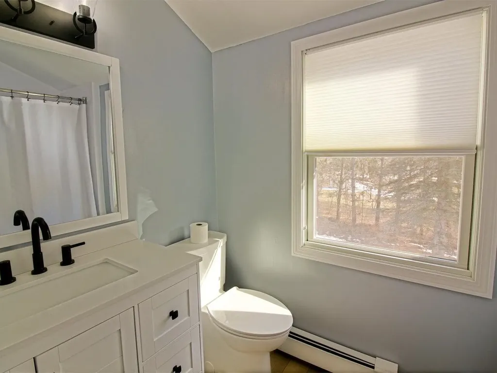 33 Snowflake Drive Jericho VT 05465