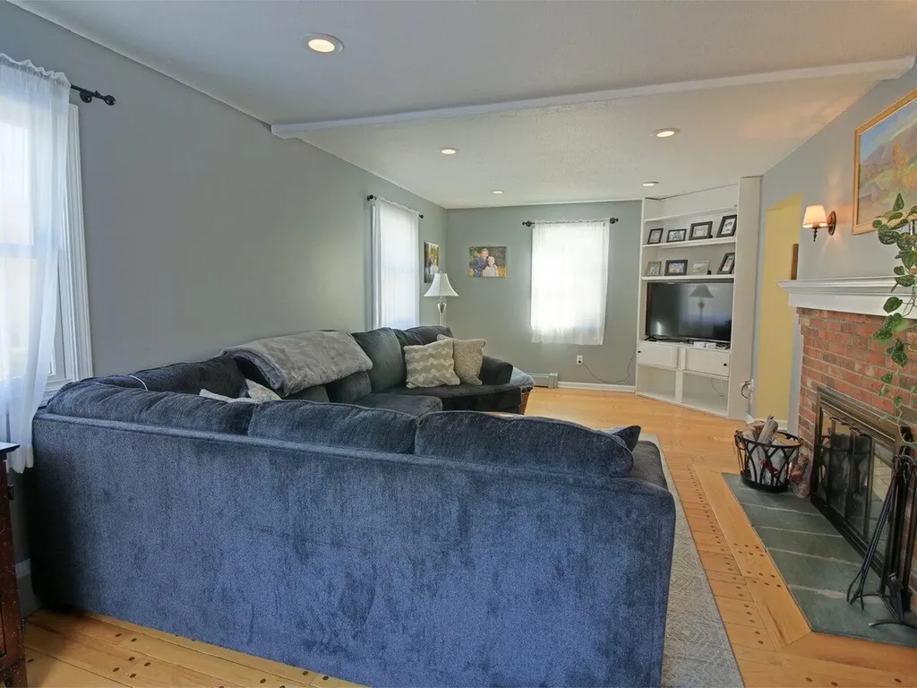 33 Snowflake Drive Jericho VT 05465