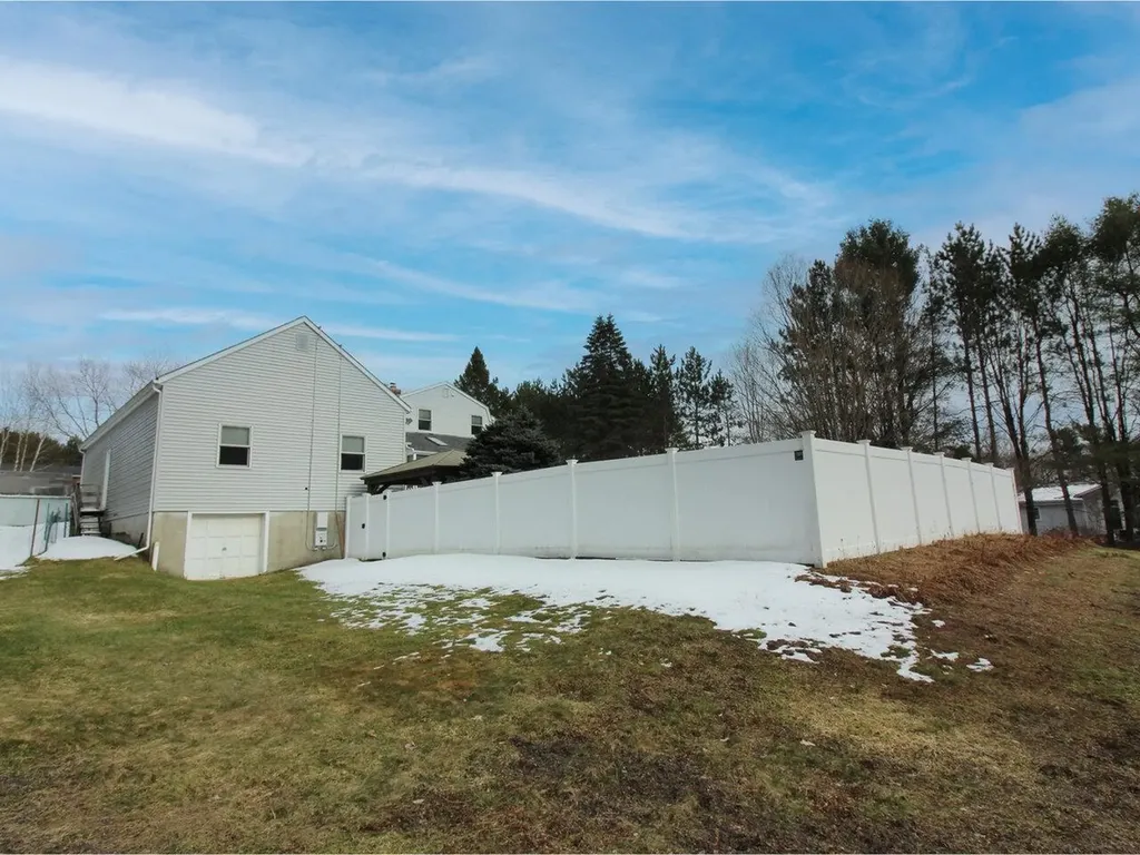 33 Snowflake Drive Jericho VT 05465